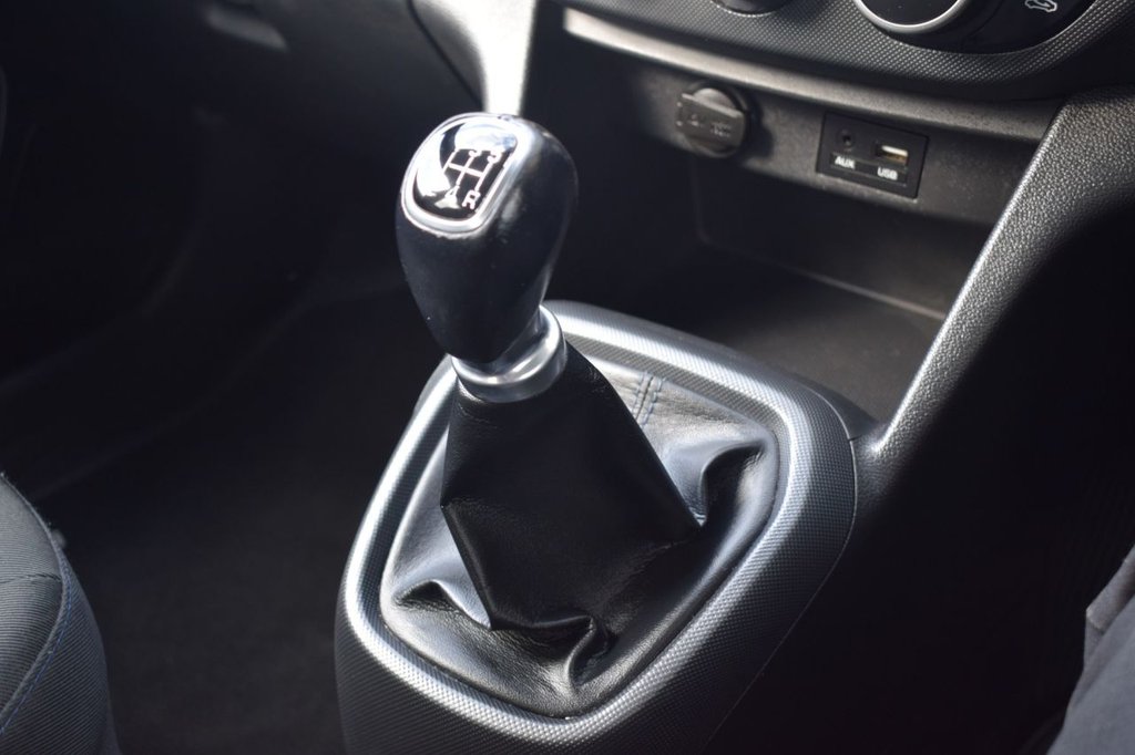 Used Hyundai i10 2019 for sale - 76279596: Photo 47