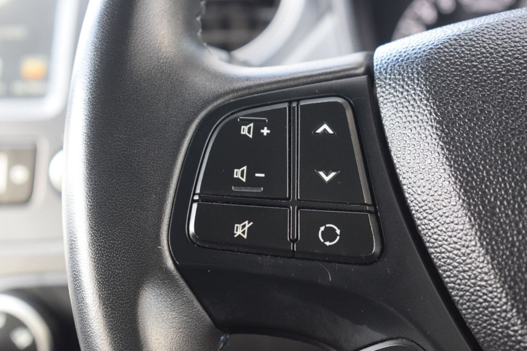 Used Hyundai i10 2019 for sale - 76279596: Photo 48