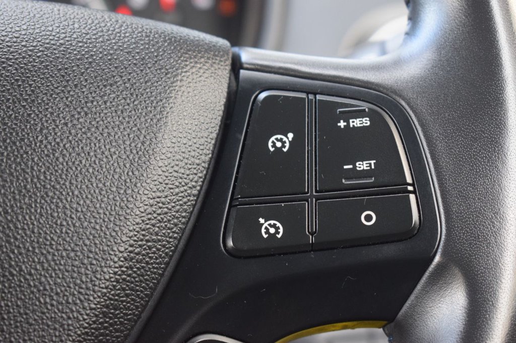 Used Hyundai i10 2019 for sale - 76279596: Photo 49