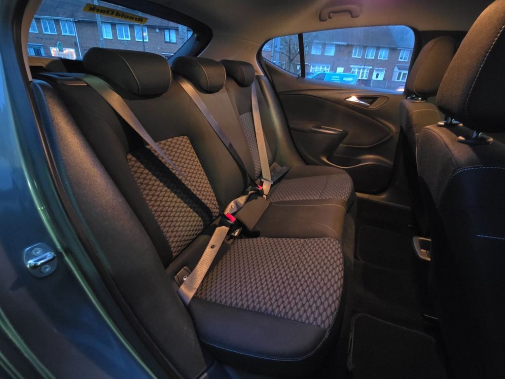 Used Vauxhall Astra 2018 for sale - 77075505: Photo 33