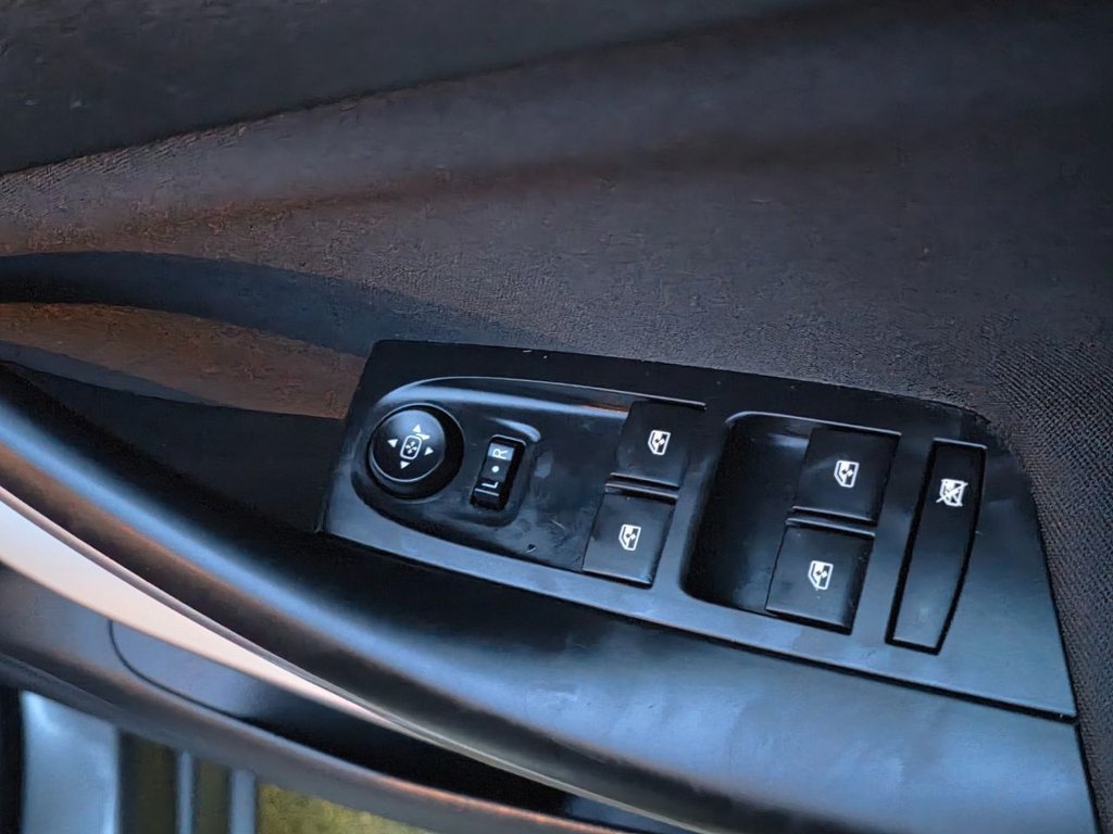 Used Vauxhall Astra 2018 for sale - 77075505: Photo 35