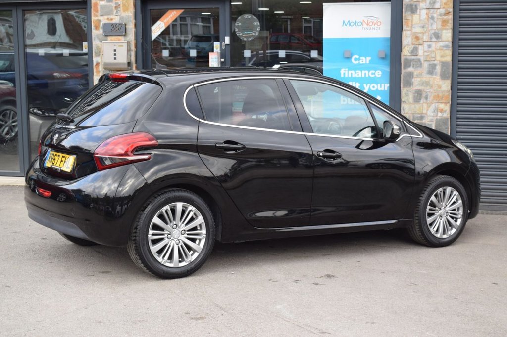Used Peugeot 208 2017 for sale - 76406124: Photo 15