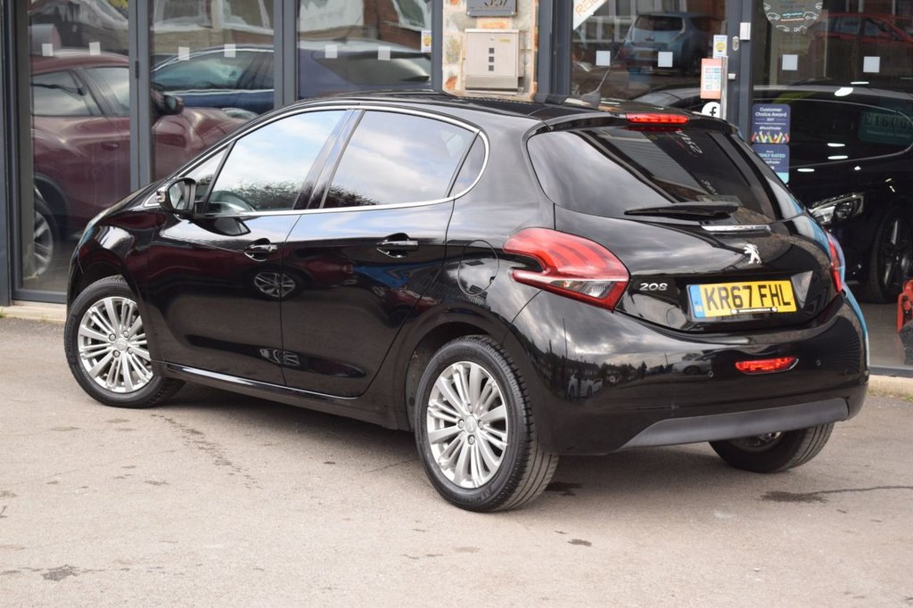 Used Peugeot 208 2017 for sale - 76406124: Photo 29