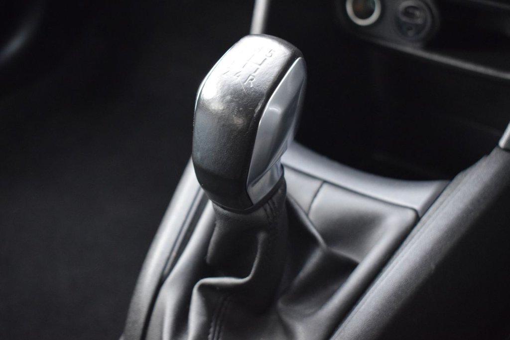 Used Peugeot 208 2017 for sale - 76406124: Photo 43