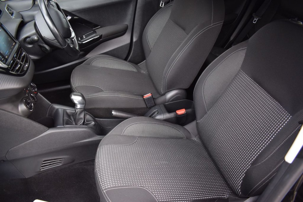 Used Peugeot 208 2017 for sale - 76406124: Photo 8