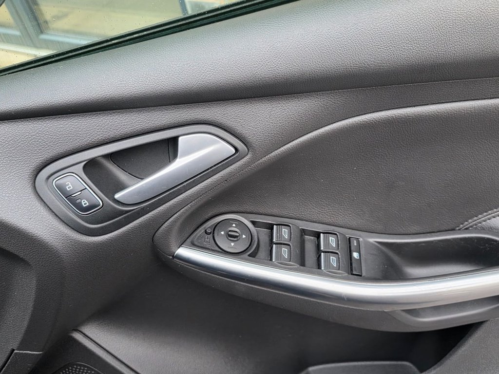 Used Ford Focus 2017 for sale - 78136930: Photo 35