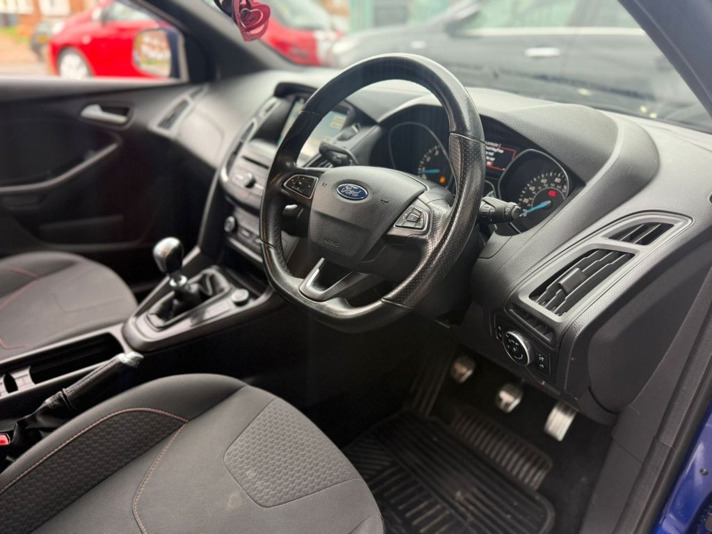 Used Ford Focus 2018 for sale - 76297211: Photo 4