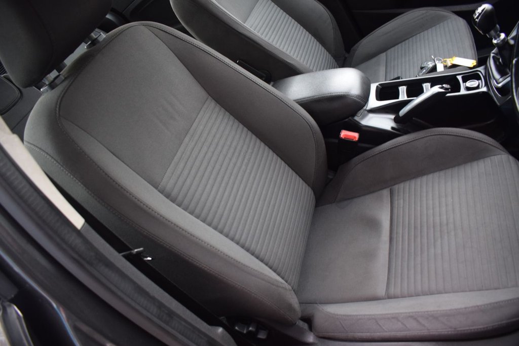 Used Ford Grand C-Max 2016 for sale - 76953978: Photo 10