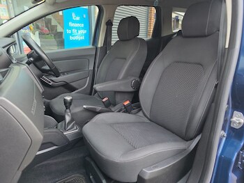 Used Dacia Duster 2020 for sale - 79562929: Photo
