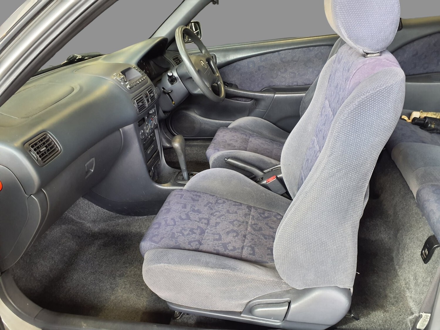 Used Toyota Corolla 2001 for sale - 77981923: Photo 5