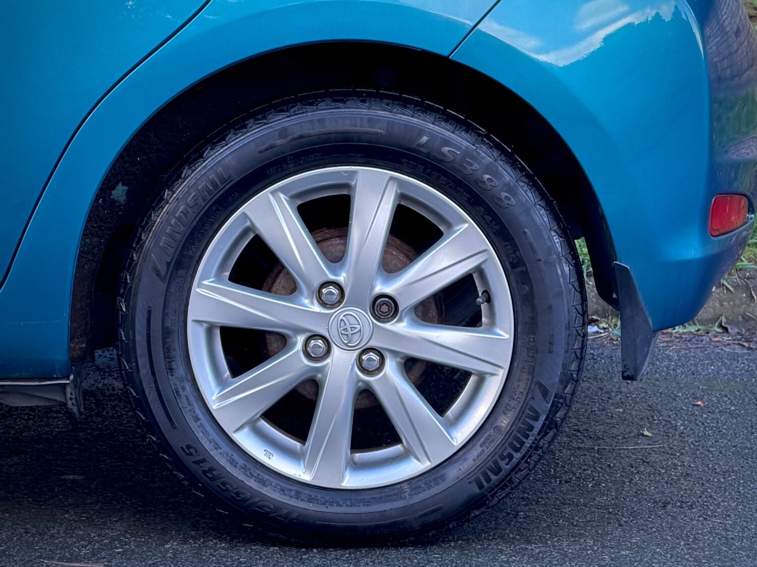 Used Toyota Yaris 2011 for sale - 78122568: Photo 15