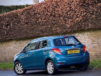 Used Toyota Yaris 2011 for sale - 78122568: Photo