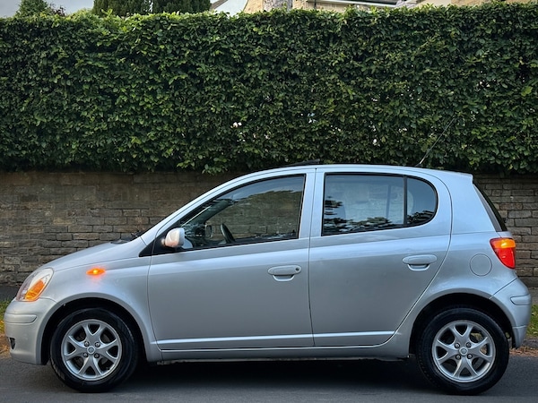 Used Toyota Yaris 2004 for sale - 75527310: Photo 5