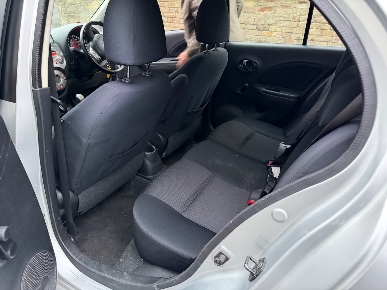 Used Nissan Micra 2011 for sale - 76320643: Photo 9