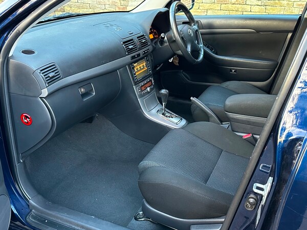Used Toyota Avensis 2009 for sale - 65630736: Photo 8