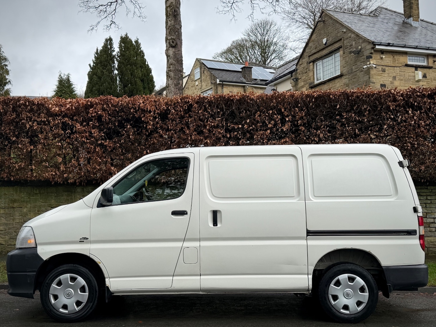 Used Toyota HiAce 2010 for sale - 77548679: Photo 5