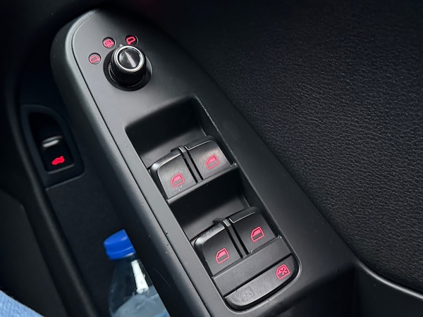 Used Audi A4 2011 for sale - 76324488: Photo 18