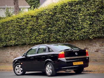 Used Vauxhall Vectra 2005 for sale - 79404066: Photo