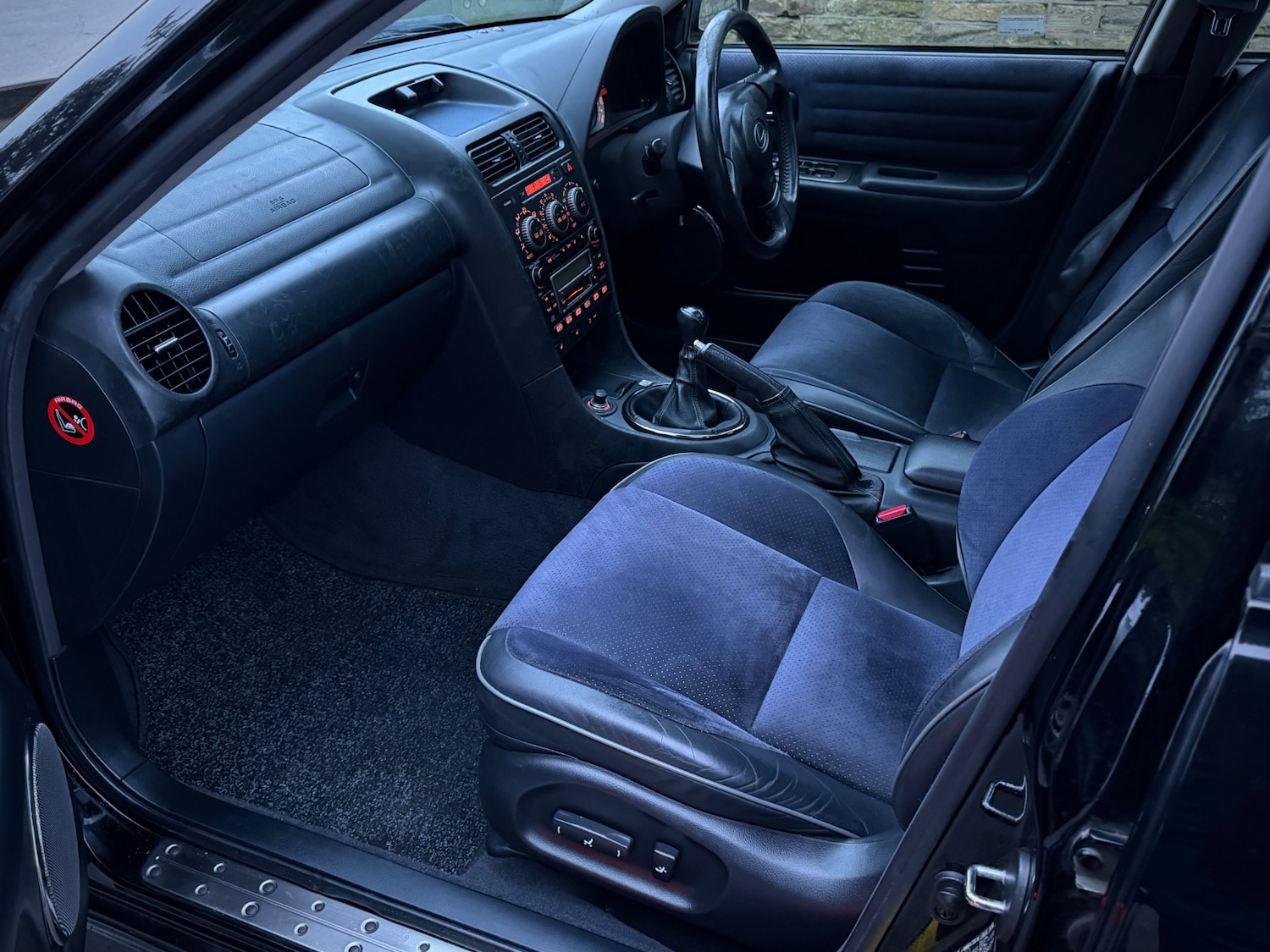 Used Lexus IS 2003 for sale - 77548668: Photo 7