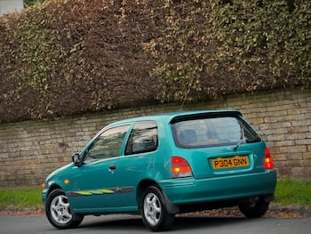 Used Toyota Starlet 1997 for sale - 79631733: Photo