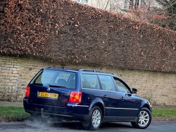 Used Volkswagen Passat 2005 for sale - 76656937: Photo