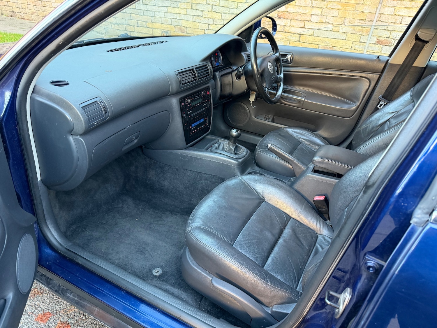 Used Volkswagen Passat 2005 for sale - 76656937: Photo 7