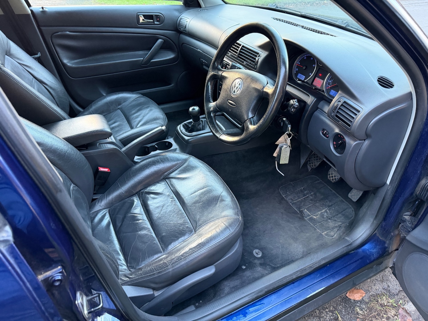 Used Volkswagen Passat 2005 for sale - 76656937: Photo 8