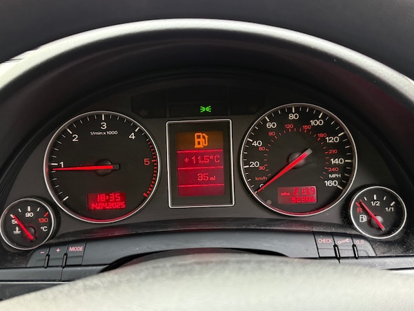 Used Audi A4 2004 for sale - 74427364: Photo 17