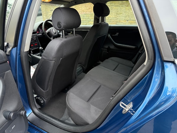 Used Audi A4 2004 for sale - 74427364: Photo 9