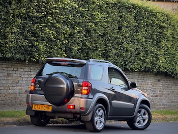 Used Toyota RAV4 2004 for sale - 78808010: Photo
