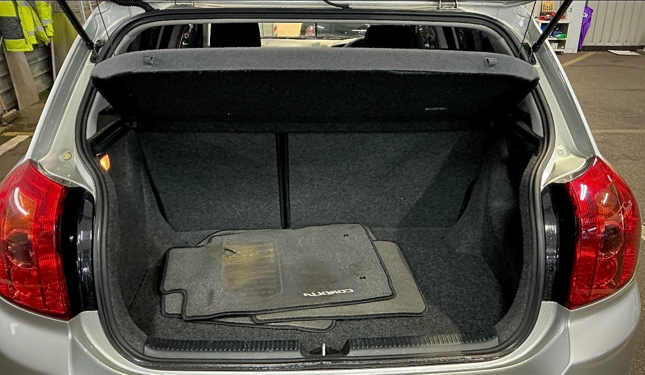 Used Toyota Corolla 2006 for sale - 77073410: Photo 9