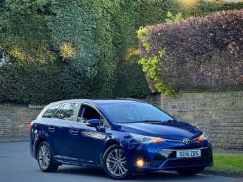 Toyota, Avensis 2017 (17) 2.0 D-4D Business Edition Touring Sports Euro 6 (s/s) 5dr