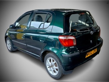 Used Toyota Yaris 2000 for sale - 78932681: Photo