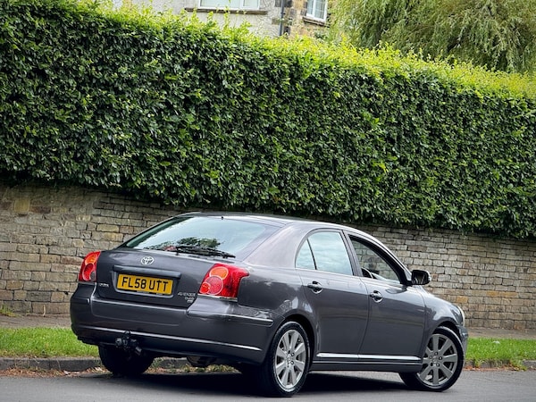 Used Toyota Avensis 2008 for sale - 75303209: Photo 2