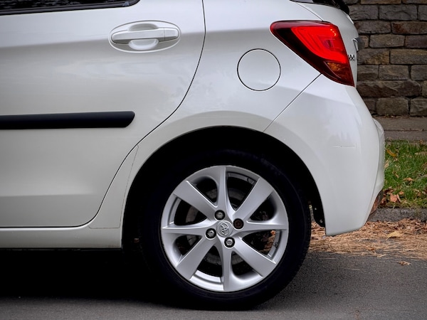 Used Toyota Yaris 2014 for sale - 76237496: Photo 15