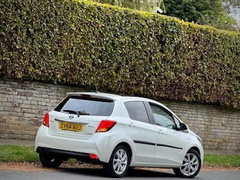 Used Toyota Yaris 2014 for sale - 76237496: Photo