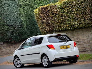 Used Toyota Yaris 2014 for sale - 76237496: Photo