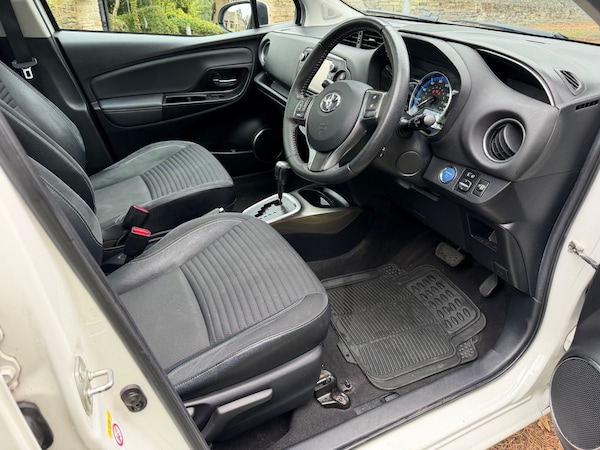 Used Toyota Yaris 2014 for sale - 76237496: Photo 7