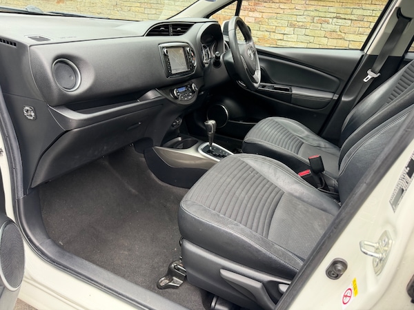 Used Toyota Yaris 2014 for sale - 76237496: Photo 8