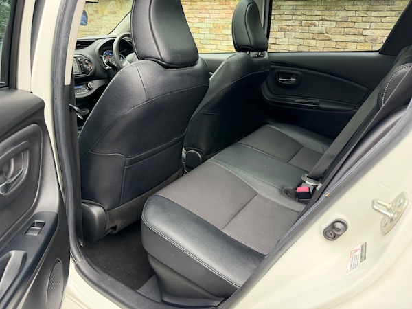 Used Toyota Yaris 2014 for sale - 76237496: Photo 9