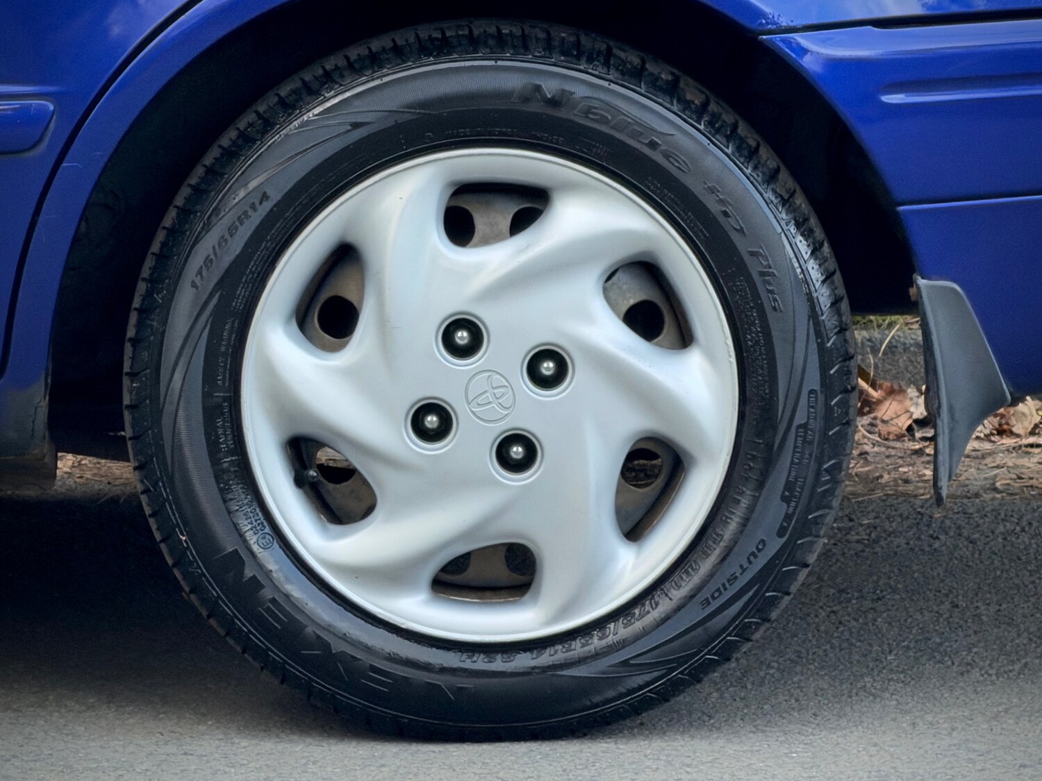 Used Toyota Corolla 1998 for sale - 77674966: Photo 15