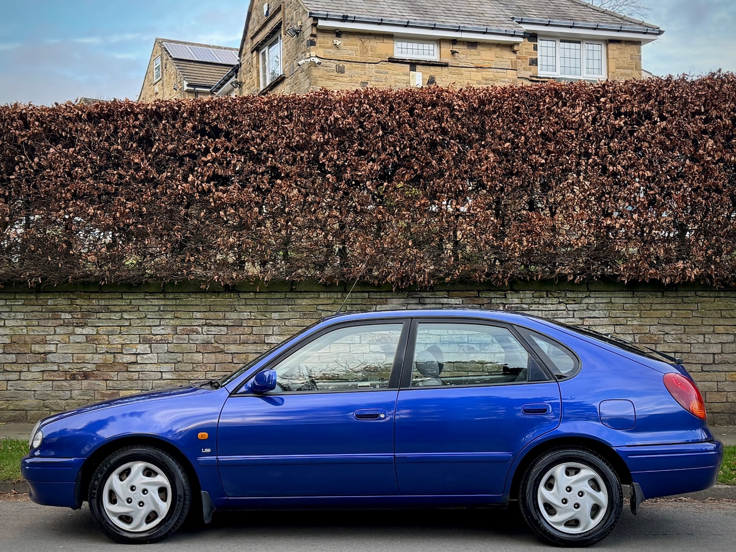 Used Toyota Corolla 1998 for sale - 77674966: Photo 5
