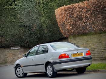 Used Toyota Avensis 1998 for sale - 74126757: Photo