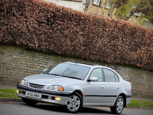 Used Toyota Avensis 1998 for sale - 74126757: Photo 6