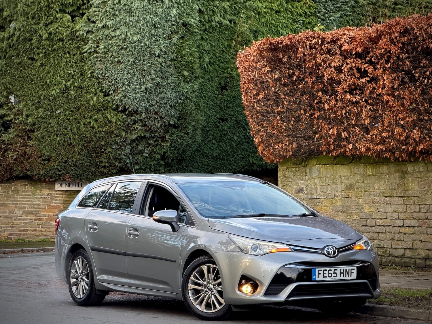 Used Toyota Avensis 2015 for sale - 76968622: Photo 1