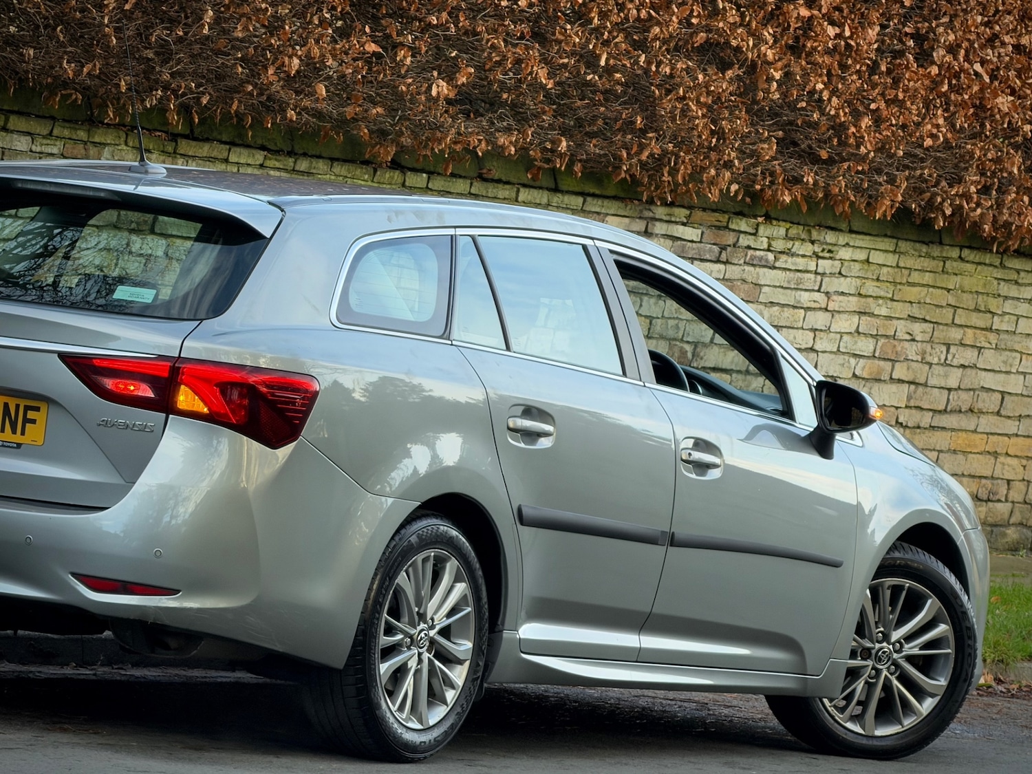 Used Toyota Avensis 2015 for sale - 76968622: Photo 10