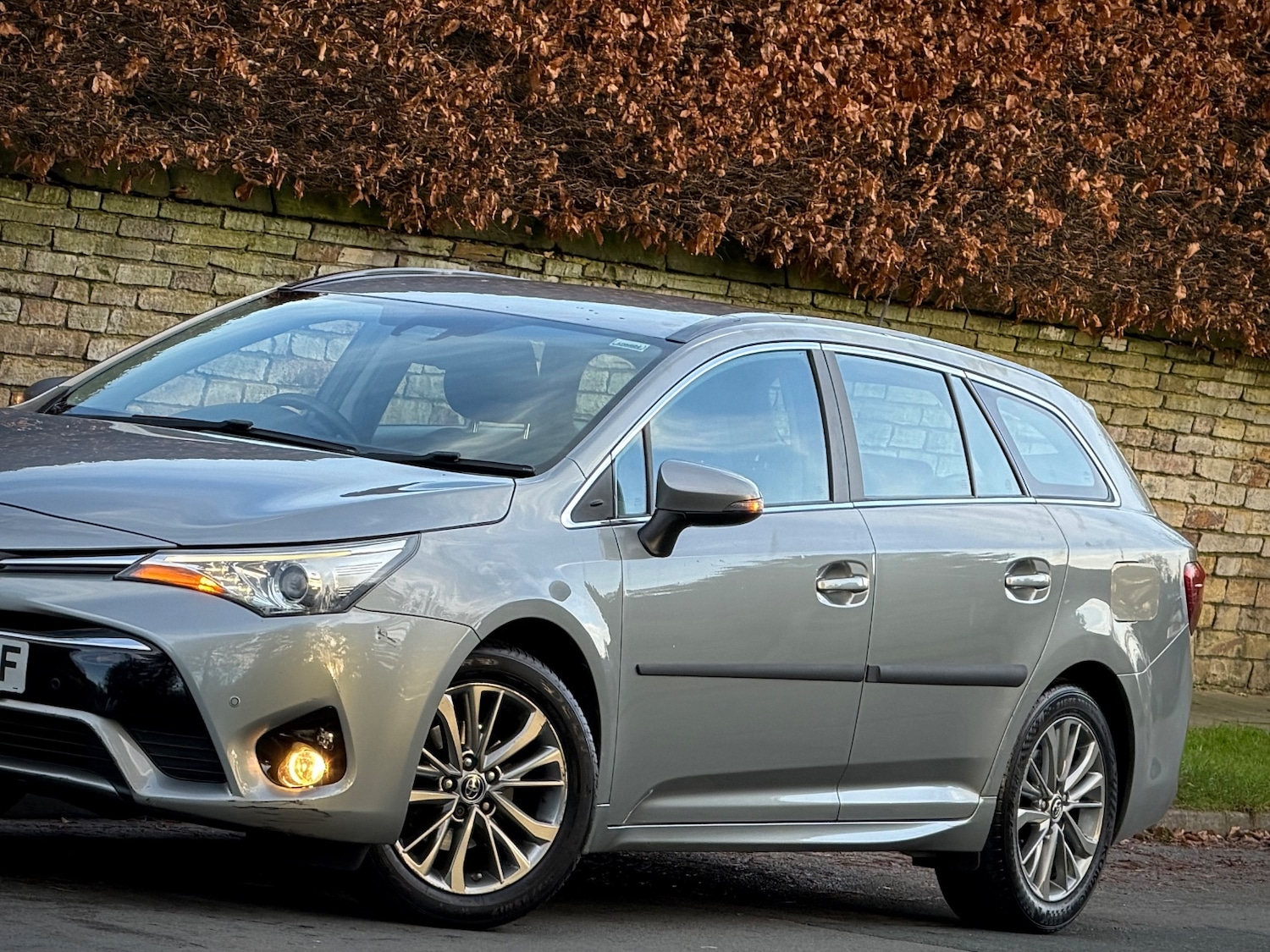 Used Toyota Avensis 2015 for sale - 76968622: Photo 11