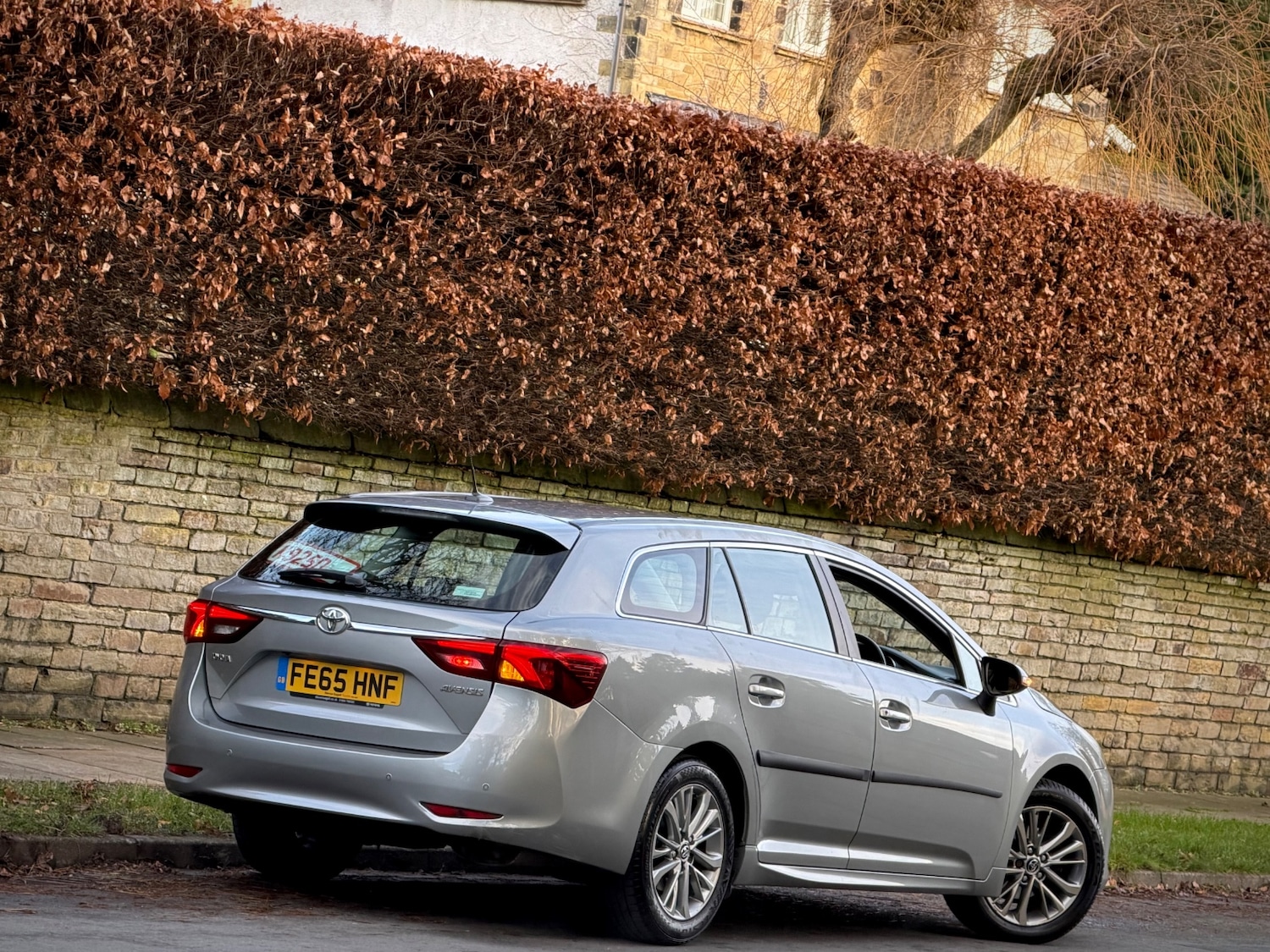 Used Toyota Avensis 2015 for sale - 76968622: Photo 3