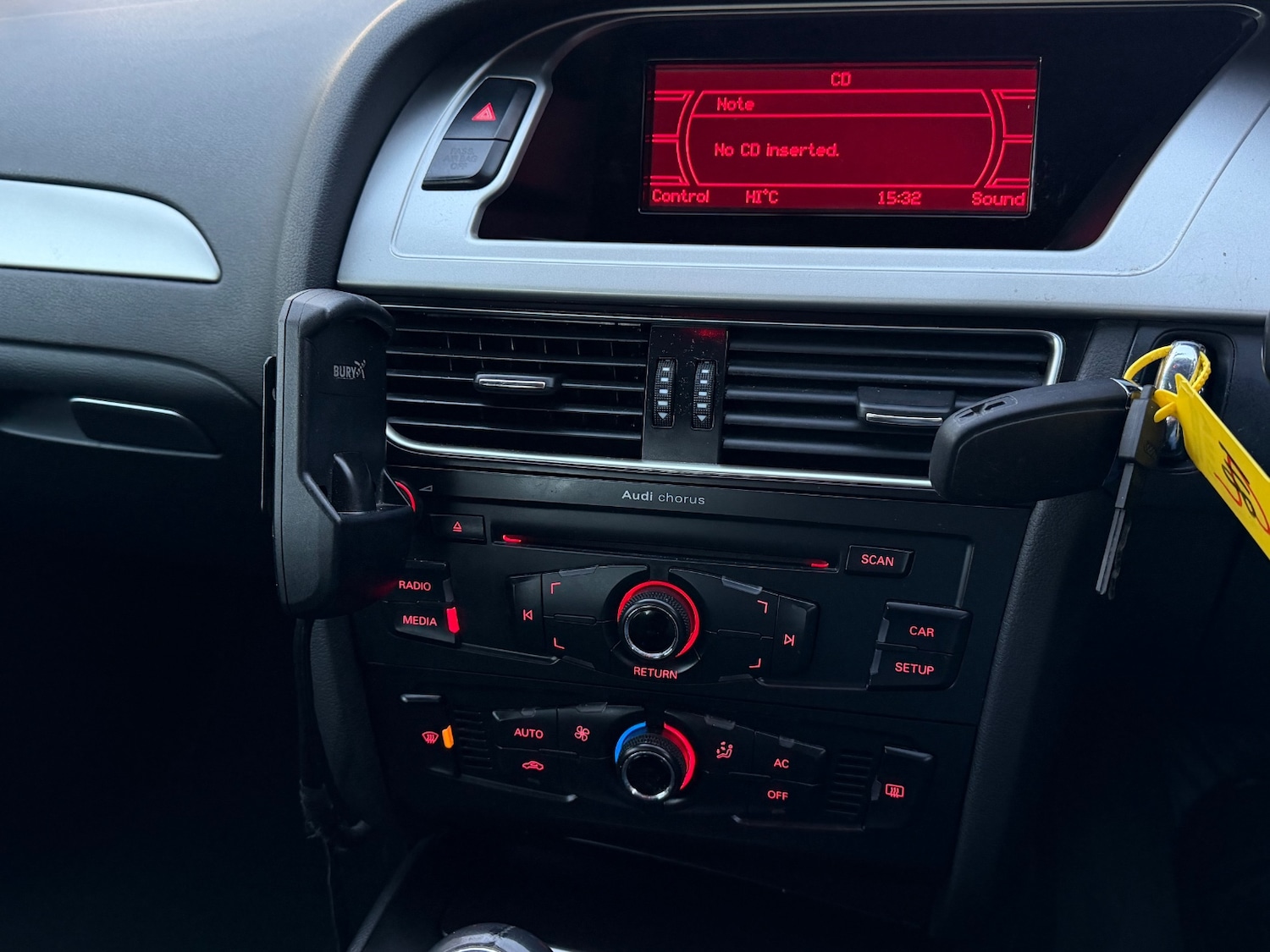 Used Audi A4 2009 for sale - 76567841: Photo 17