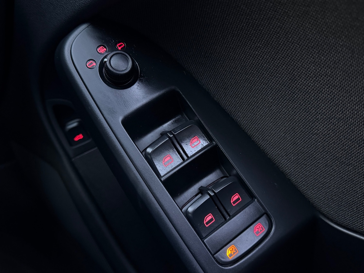 Used Audi A4 2009 for sale - 76567841: Photo 18